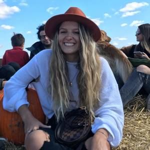 Meet your Posher, Hannah